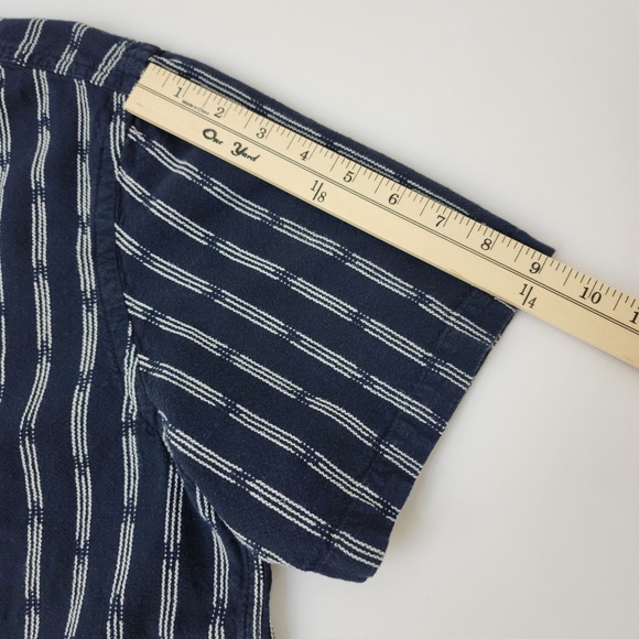 Old Navy Mens Large Navy Blue White Striped Short Sleeve Button Down Shirt L - Picture 6 of 8